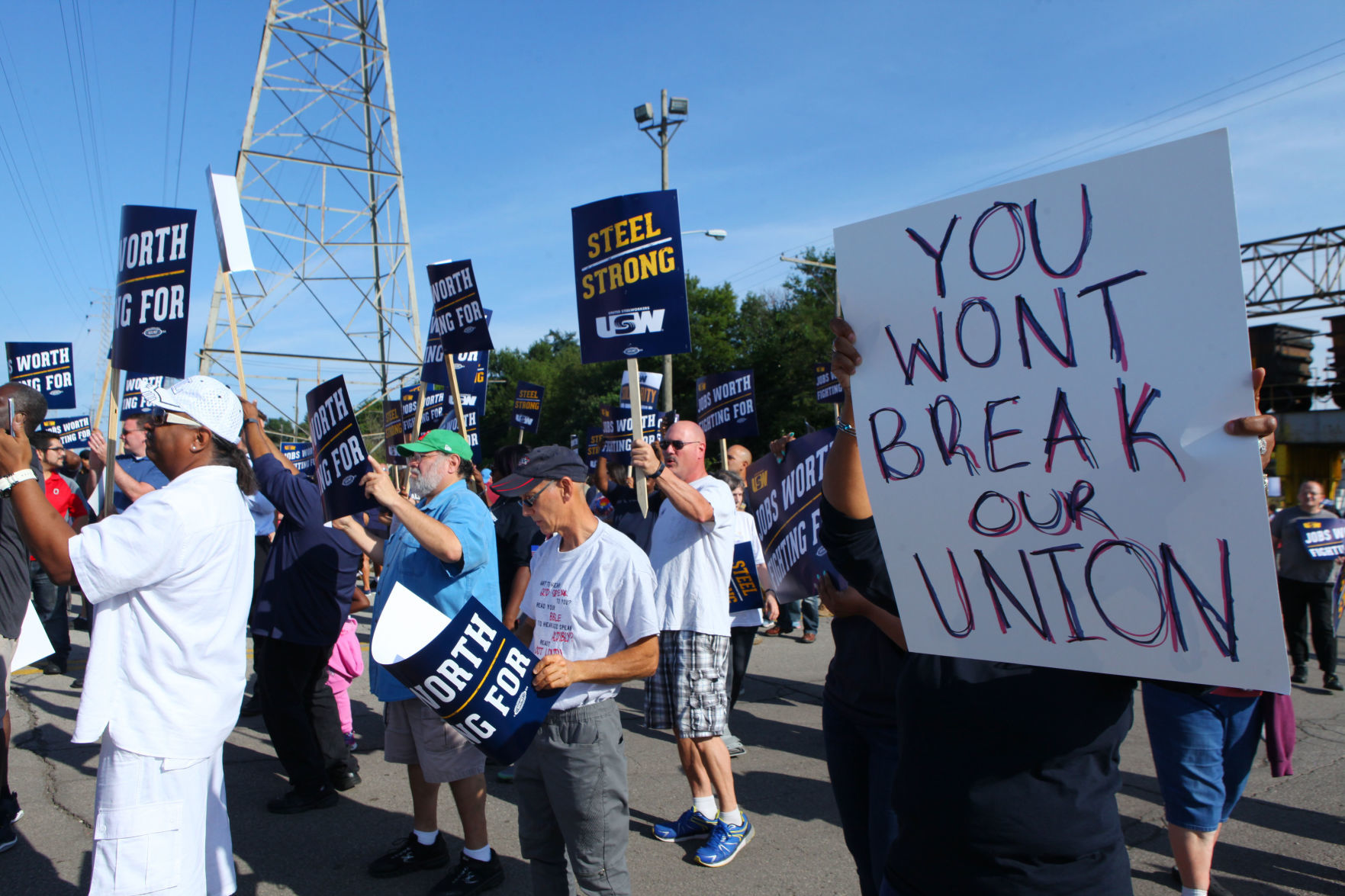 Gallery: Steelworkers rally in Gary